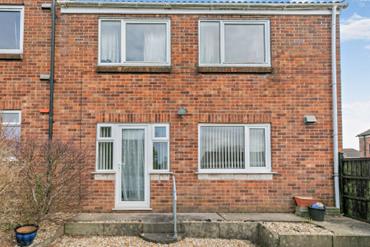 Larkhall Place, Mansfield — exterior